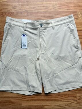 Southern Tide Men's Khaki Shorts - Size 36